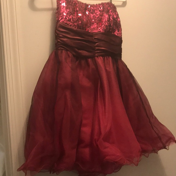 Speechless Dresses & Skirts - Short formal dress